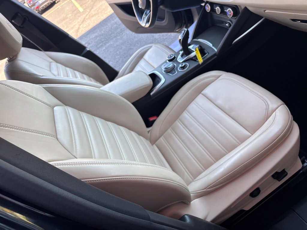 Used 2023 Alfa Romeo Stelvio Ti Lusso w/ Quick Order Package 22X Lusso AWD/4WD image 51