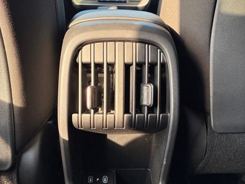 Used 2024 Hyundai Kona SEL FWD image 17