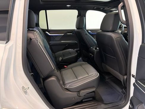 Used 2026 GMC Acadia Denali w/ Super Cruise Package AWD/4WD image 35