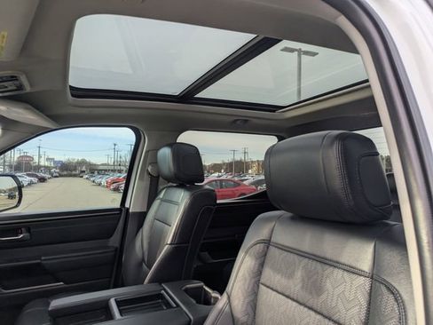 Used 2024 Toyota Tundra Limited image 28