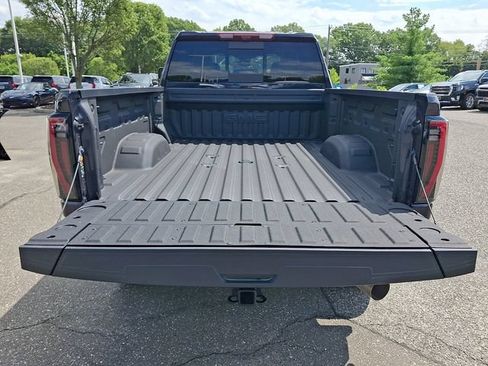 Used 2026 GMC Sierra 2500 AT4X AWD/4WD image 32