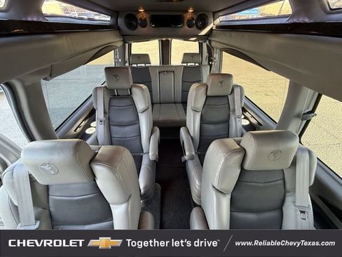 Used 2022 GMC Savana 2500 Extended w/ Enhanced Convenience Package image 36