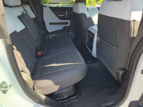 New 2025 GMC Hummer EV 3X image 11