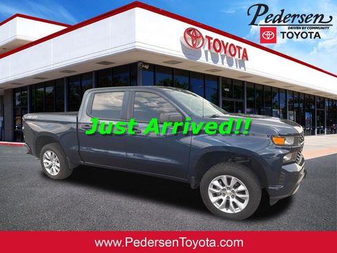 Used 2021 Chevrolet Silverado 1500 Custom w/ LPO, Dark Essentials Package AWD/4WD image 1