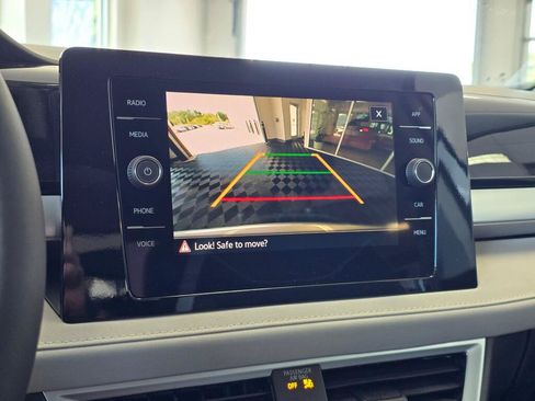 New 2026 Volkswagen Taos SE AWD/4WD image 28