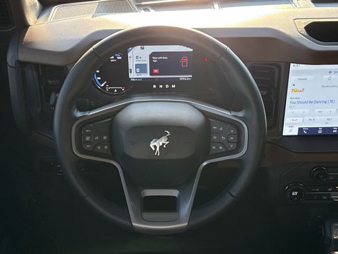 Used 2024 Ford Bronco Outer Banks image 24