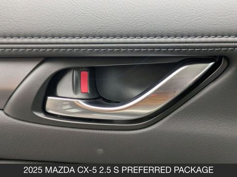 New 2025 MAZDA CX-5 AWD 2.5 S w/ Preferred Package image 13