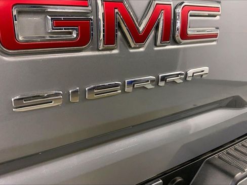 Used 2024 GMC Sierra 1500 Pro w/ Graphite Edition AWD/4WD image 8