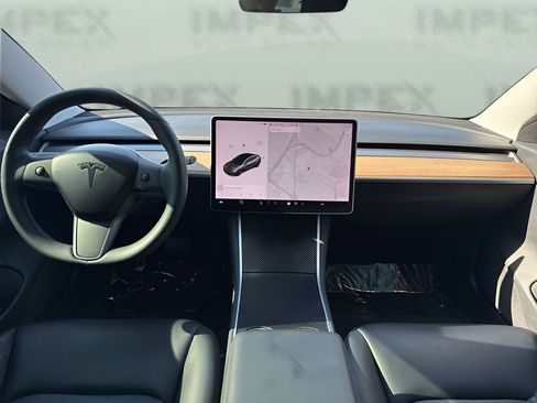 Used 2020 Tesla Model 3 Performance image 13