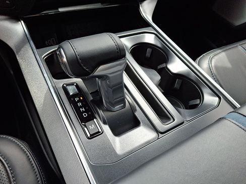 Certified 2025 Ford F150 Platinum AWD/4WD image 17