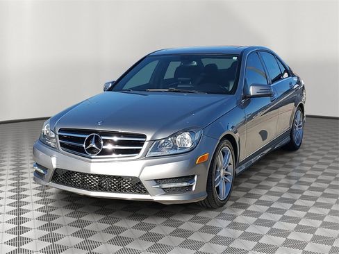 Used 2014 Mercedes-Benz C 250 Sedan image 9