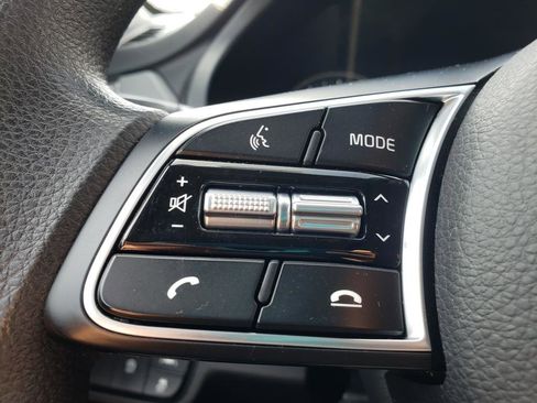 Used 2022 Kia Seltos LX image 18