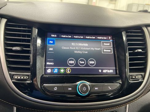 Used 2020 Chevrolet Trax LS AWD/4WD image 14