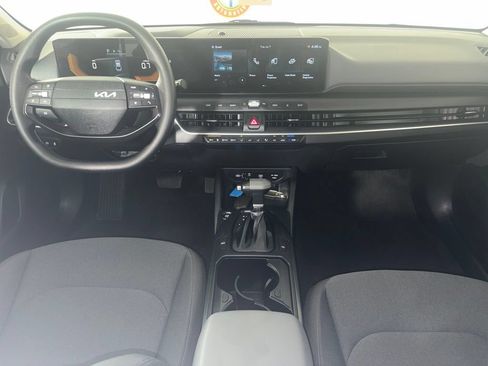 Certified 2025 Kia K4 FWD image 5