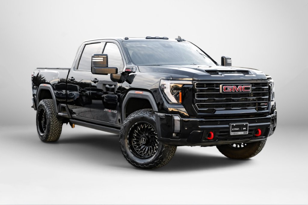 Used 2024 GMC Sierra 3500 AT4 w/ AT4 Premium Plus Package AWD/4WD image 4