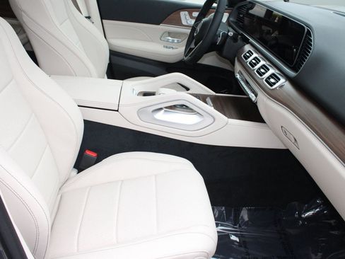 New 2026 Mercedes-Benz GLE 450 4MATIC image 34