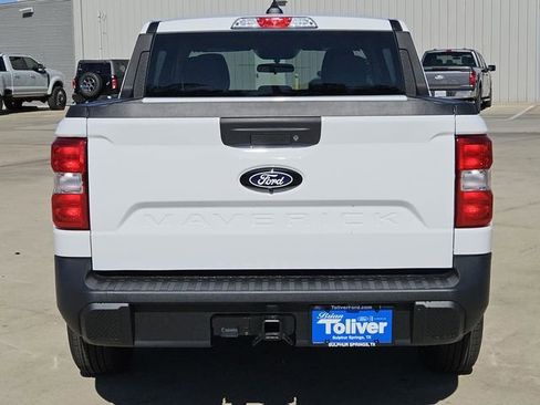 New 2025 Ford Maverick XL image 8