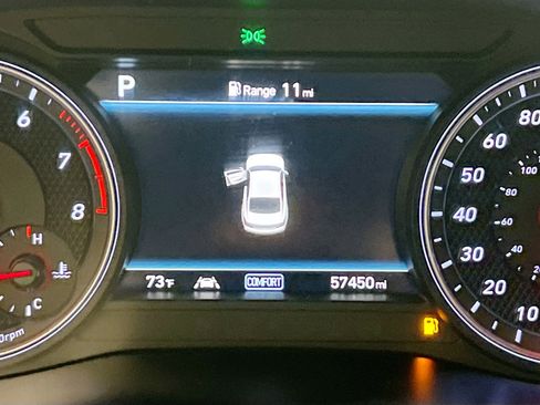 Used 2020 Genesis G70 3.3T w/ Sport Package image 23