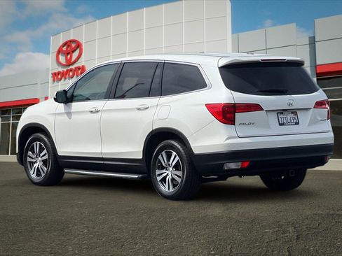 Used 2017 Honda Pilot EX-L image 5