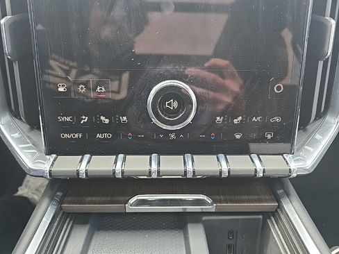 Used 2025 GMC Acadia Denali w/ Super Cruise Package AWD/4WD image 31