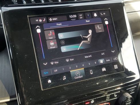 Used 2023 Jeep Grand Cherokee L Laredo w/ Luxury Tech Group I image 48