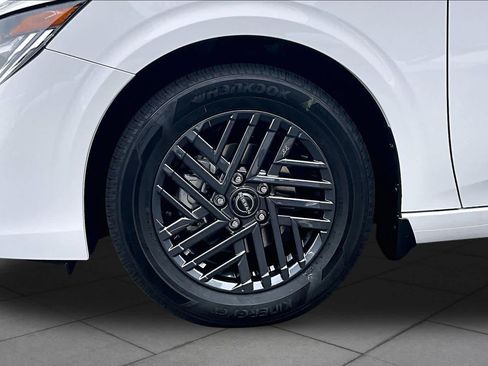 New 2026 Nissan Sentra SV w/ SV Convenience Package FWD image 11