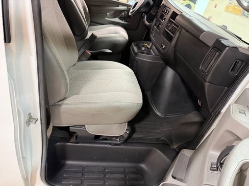 Used 2012 Chevrolet Express 3500 LT w/ LT Preferred Equipment Group image 26