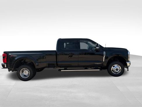 New 2026 Ford F350 Lariat AWD/4WD image 9