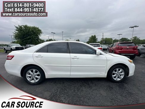 Used 2011 Toyota Camry LE w/ LE Extra-Value Pkg FWD image 7