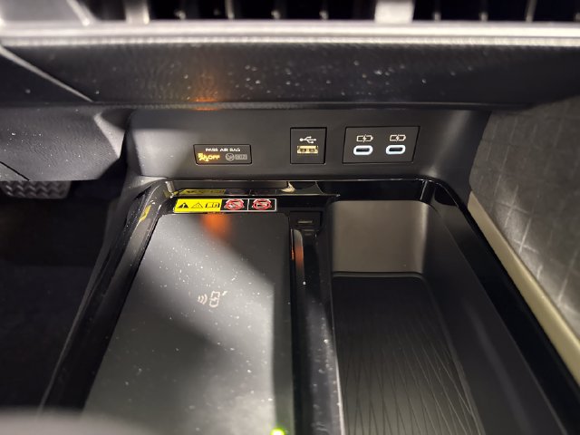 New 2026 Toyota Camry XLE w/ Premium Plus Package FWD image 31