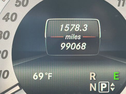 Used 2015 Mercedes-Benz GLK 350 4MATIC image 17