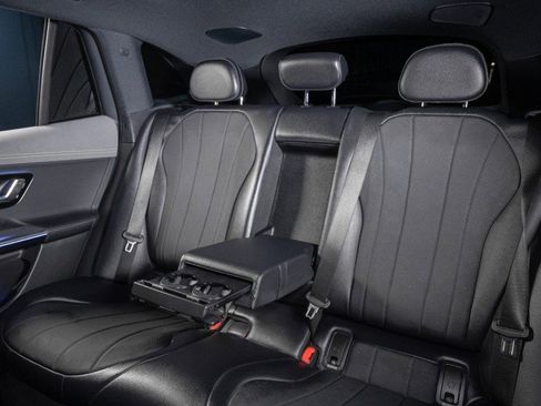 New 2026 Mercedes-Benz EQE 320 4MATIC SUV image 29