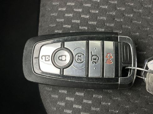 Used 2023 Ford Escape ST-Line w/ Tech Pack #1 AWD/4WD image 29