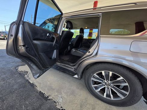 Used 2018 Nissan Armada SL w/ Moonroof Package AWD/4WD image 30
