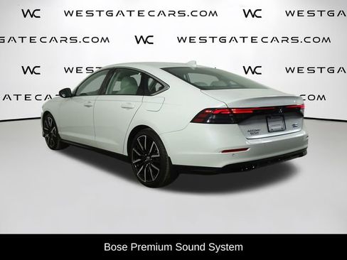 Used 2024 Honda Accord Touring image 5