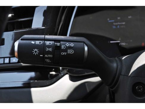 Used 2025 Lexus RX 350 FWD w/ Technology Package image 18