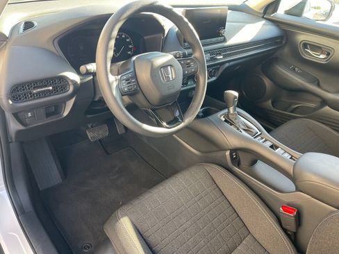 Certified 2024 Honda HR-V LX image 6