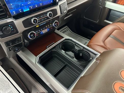Used 2022 Ford F350 King Ranch w/ King Ranch Ultimate Package AWD/4WD image 33