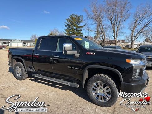 Used 2021 Chevrolet Silverado 2500 LTZ w/ LTZ Convenience Package AWD/4WD image 2