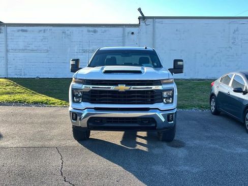 Certified 2024 Chevrolet Silverado 2500 LT w/ All Star Edition image 8