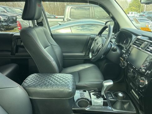 Used 2023 Toyota 4Runner TRD Off-Road Premium w/ Moonroof Package image 4