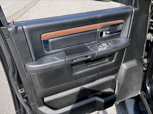 Used 2018 RAM 2500 Laramie w/ Snow Chief Group image 27