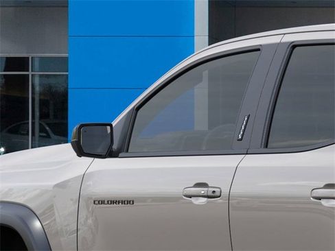 New 2026 Chevrolet Colorado ZR2 w/ Technology Package image 12