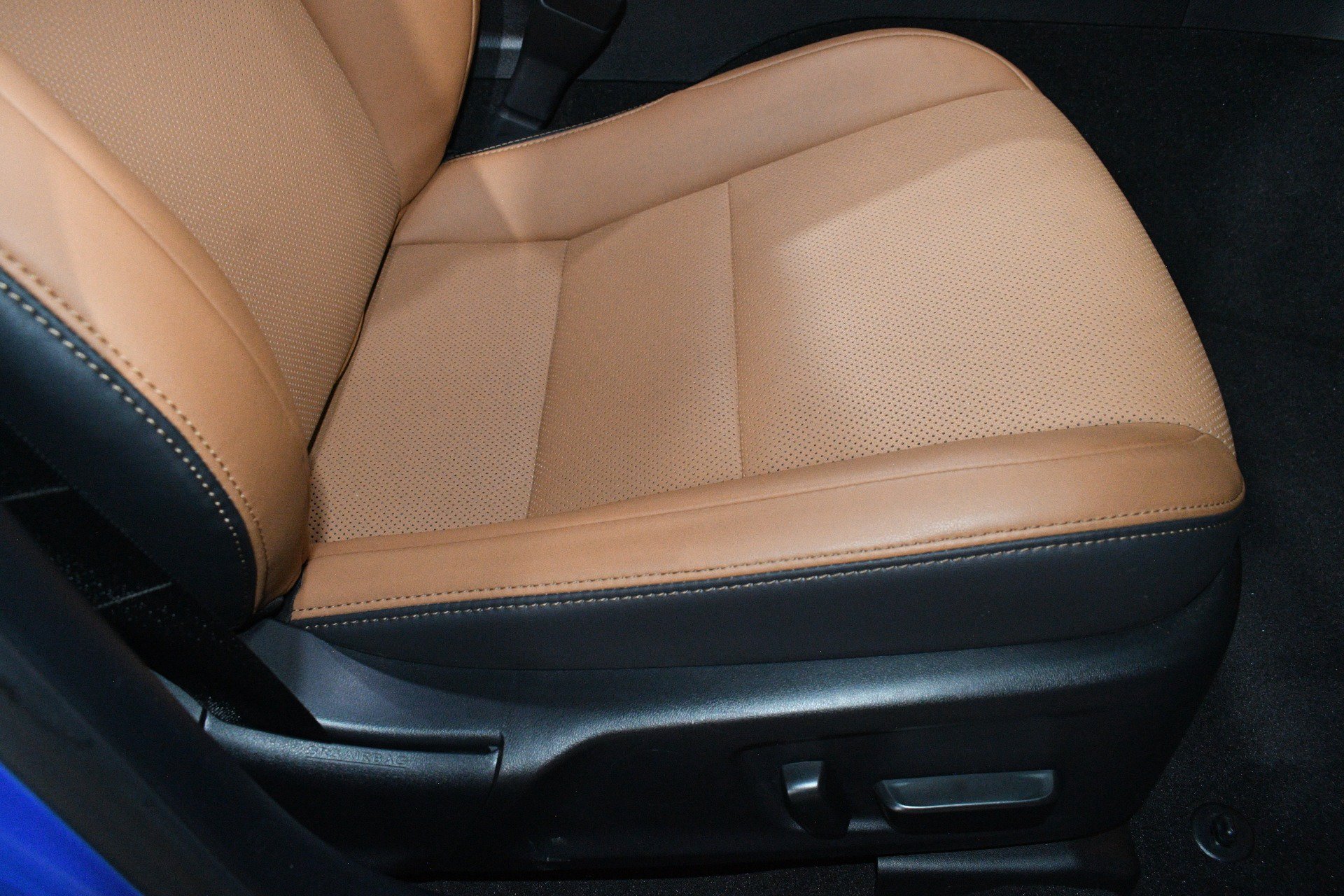 Used 2023 Lexus IS 300 w/ Premium Package RWD image 14