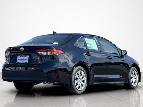 New 2025 Toyota Corolla LE image 5