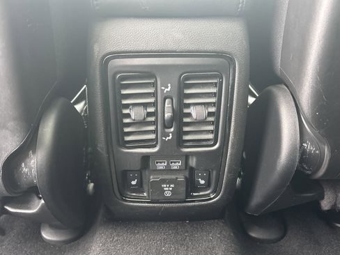 Used 2021 Jeep Grand Cherokee High Altitude image 31