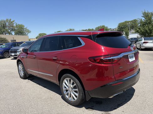 Used 2019 Buick Enclave Premium w/ Experience Buick Package AWD/4WD image 7