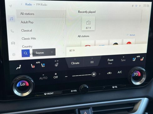 Used 2025 Lexus RX 350 Premium w/ Accessory Package (Z1) FWD image 23