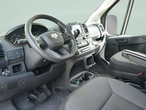Used 2023 RAM ProMaster 2500 FWD image 26