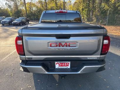 Used 2025 GMC Canyon Elevation w/ Convenience Package